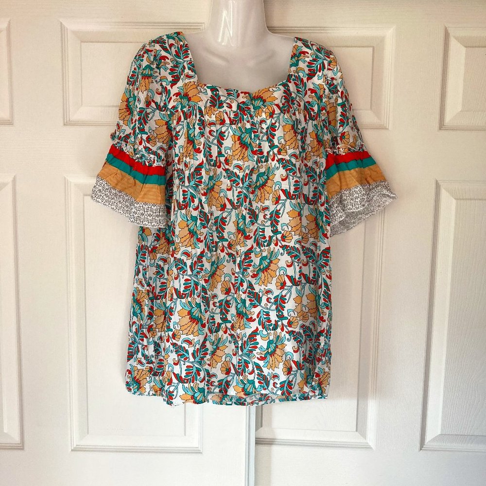 NWT Weekends by Suzanne Betro Floral Boho Blouse Top Flutter Ruffle Sleeve M